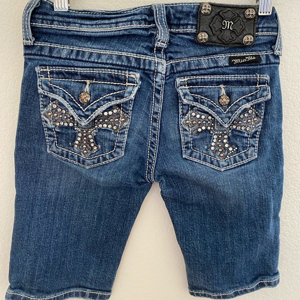 Miss Me Embellished Bling Girl’s Bermuda Jeans Shorts Size 10 (Waist 22)